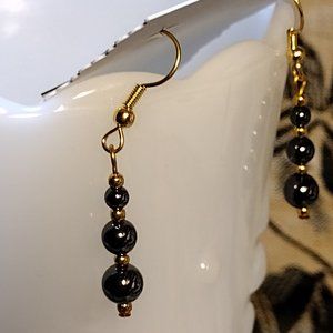 🖐 Hematite Gold Wire Earrings